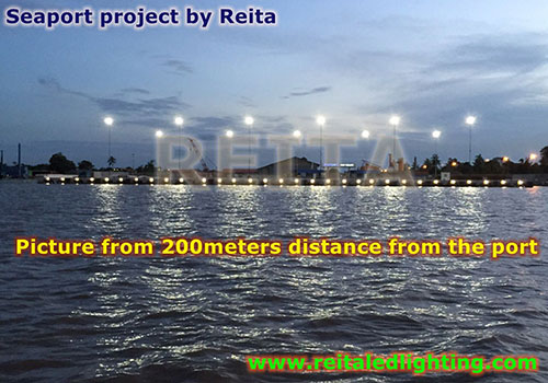 LED floodlights for seaport 